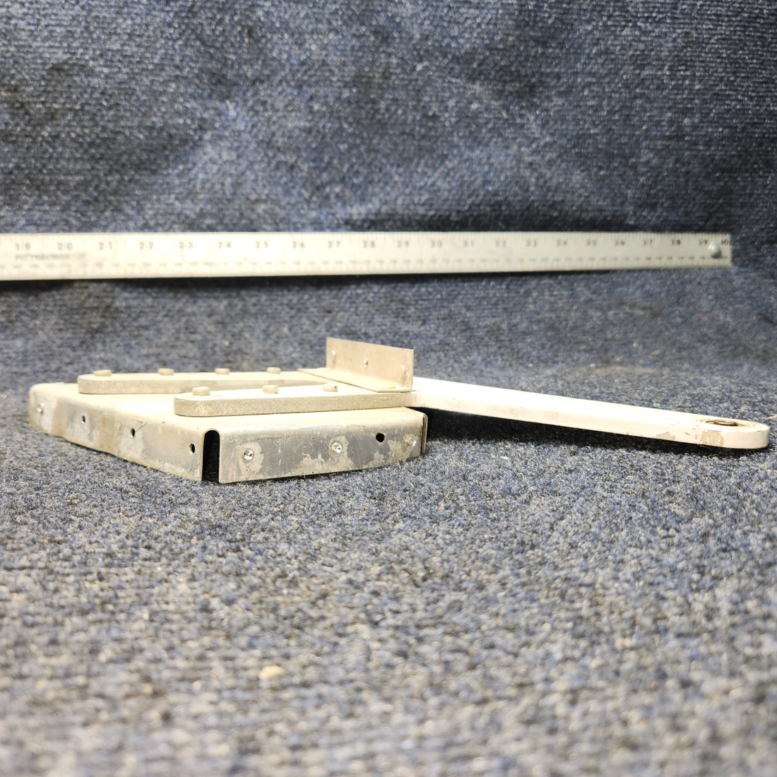 Used aircraft parts for sale, 65898-004 Piper PA28-140 SUPORT ASSY FLAP OUTBOARD AND CENTER PRICE PER EACH