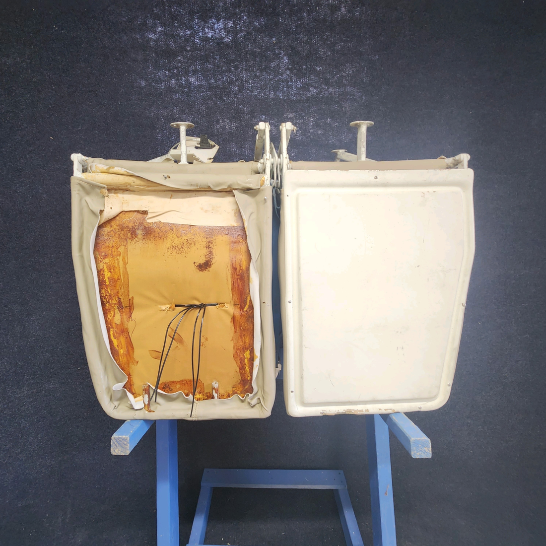 Used aircraft parts for sale, 0514170-3 CESSNA C172RG SPLIT BACK BENCH SEAT ASSEMBLY SEE PHOTOS FOR DETAILS