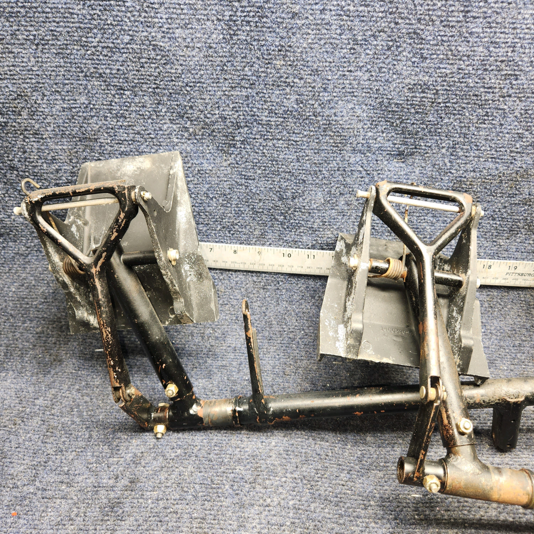 Used aircraft parts for sale, 0411306-11 Cessna C-150J Rudder/Brake Pedal Bar Assy Sold as a set