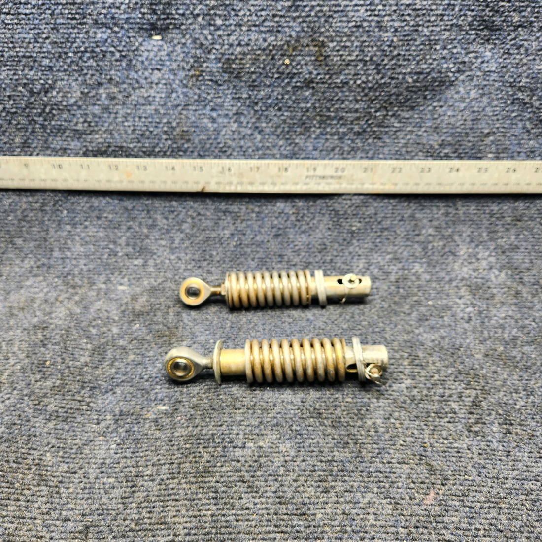 Used aircraft parts for sale, 35-815131 Beechcraft F33A PLUNGER ASSEMBLY LANDING GEAR W/ SPRING & ROD END "PRICE PER EACH"
