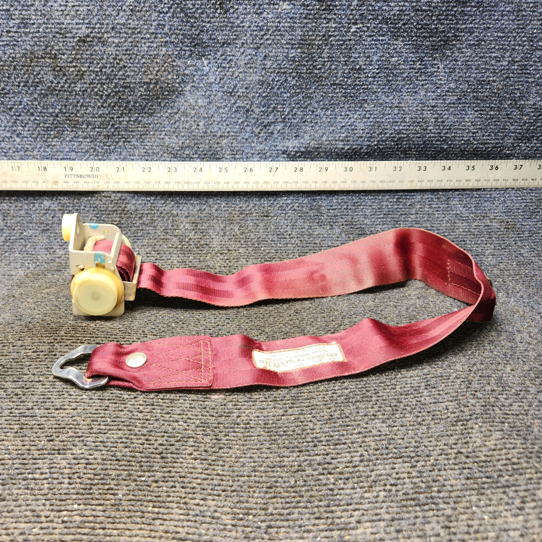 Used aircraft parts for sale, PS50039-4-16 Piper PA32RT-300 Forward Shoulder Belt with Inertia Reel