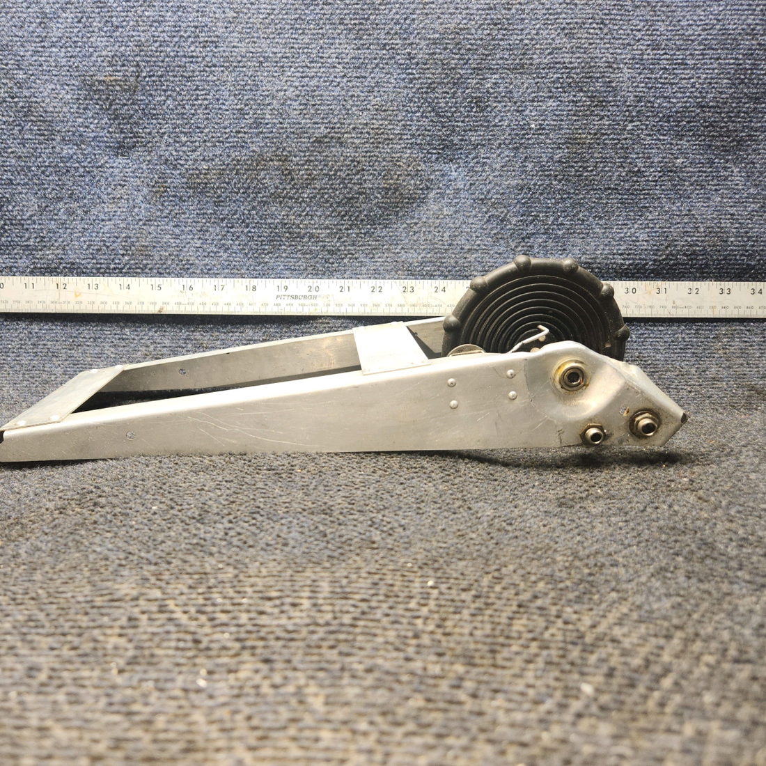Used aircraft parts for sale, 0460112-1, 0432134-1, 0460113-1 cessna 150G Elevator Trim Control System