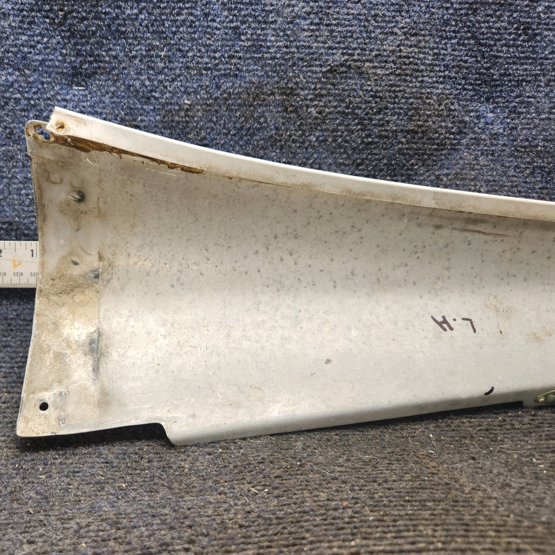 Used aircraft parts for sale, 0530010-6 cessna 172N Horizontal Stabilizer Fairing - RH