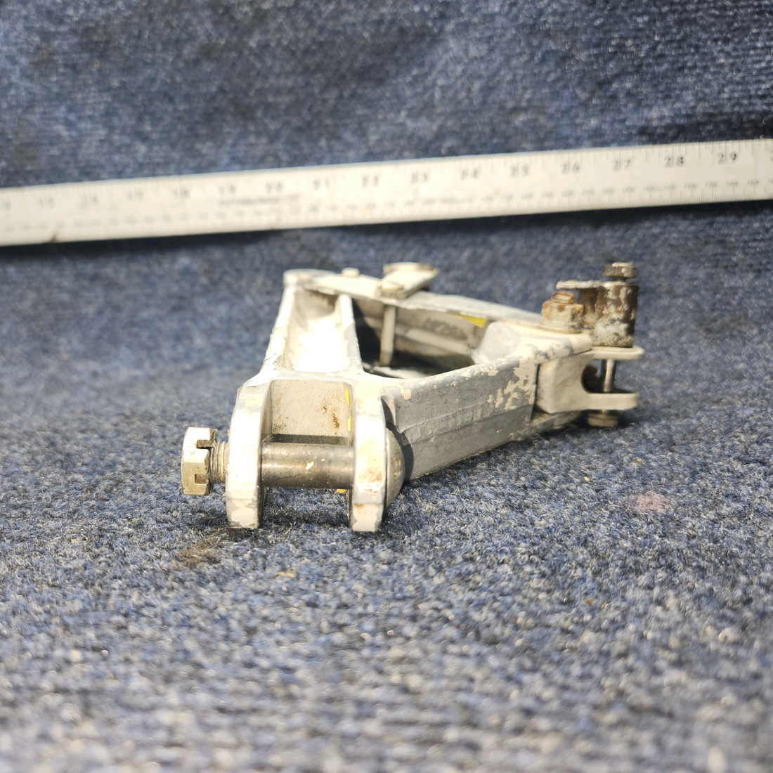 Used aircraft parts for sale, 67025-002 PIPER PA28RT-201 Main Gear Truss Link Assy w/Fitting