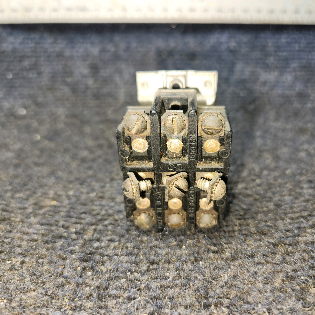 Used aircraft parts for sale, AN3226-3 BEECHCRAFT F35 Toggle Switch