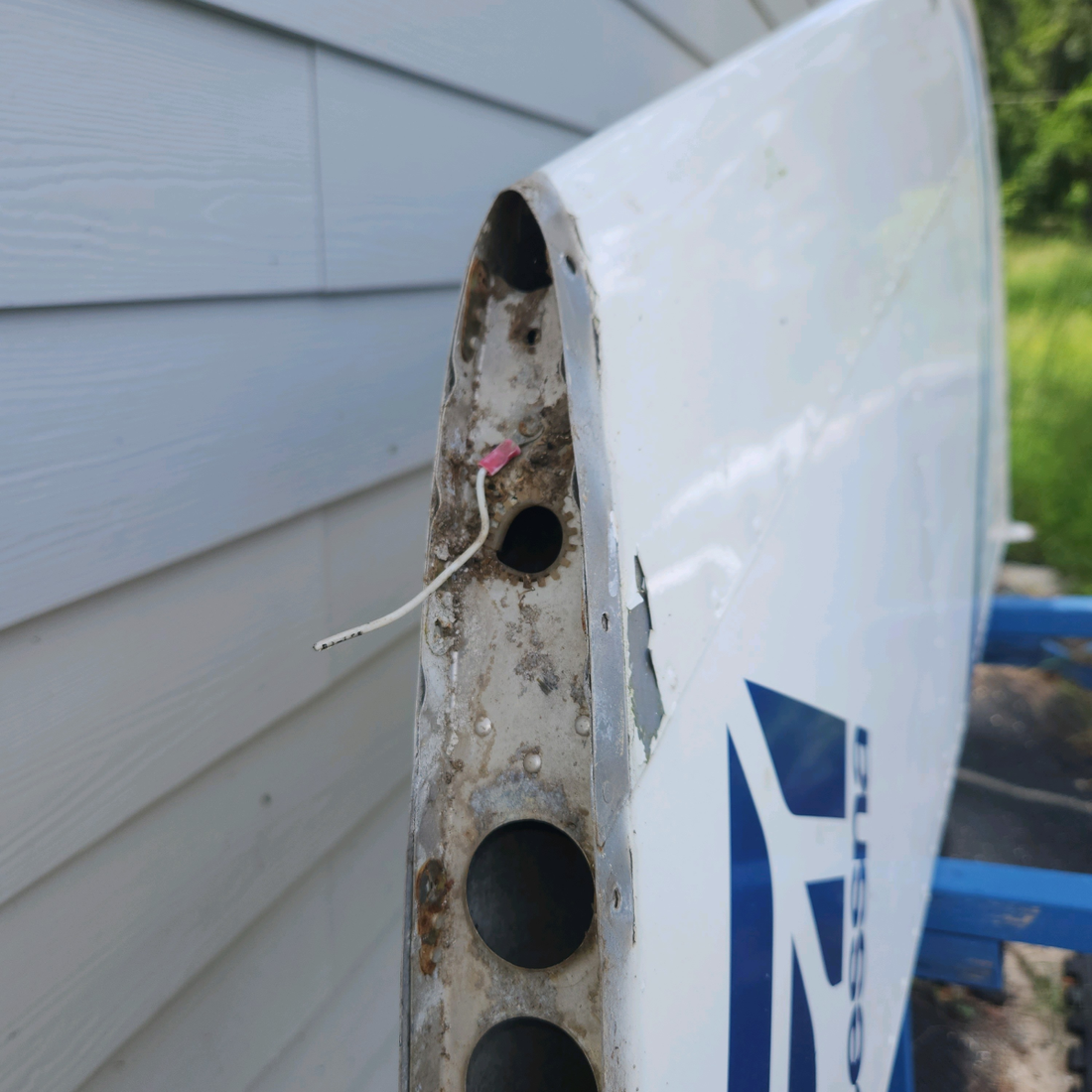 Used aircraft parts for sale, 0531006-203 cessna 172N Vertical Fin Assembly