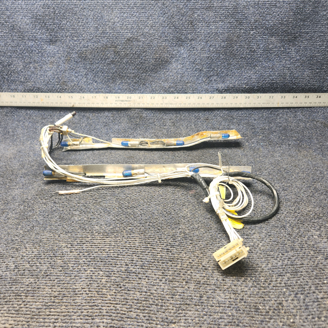 Used aircraft parts for sale, 96-534075-13 BEECHCRAFT 95-55B Reflector Assembly with Lamp Holder