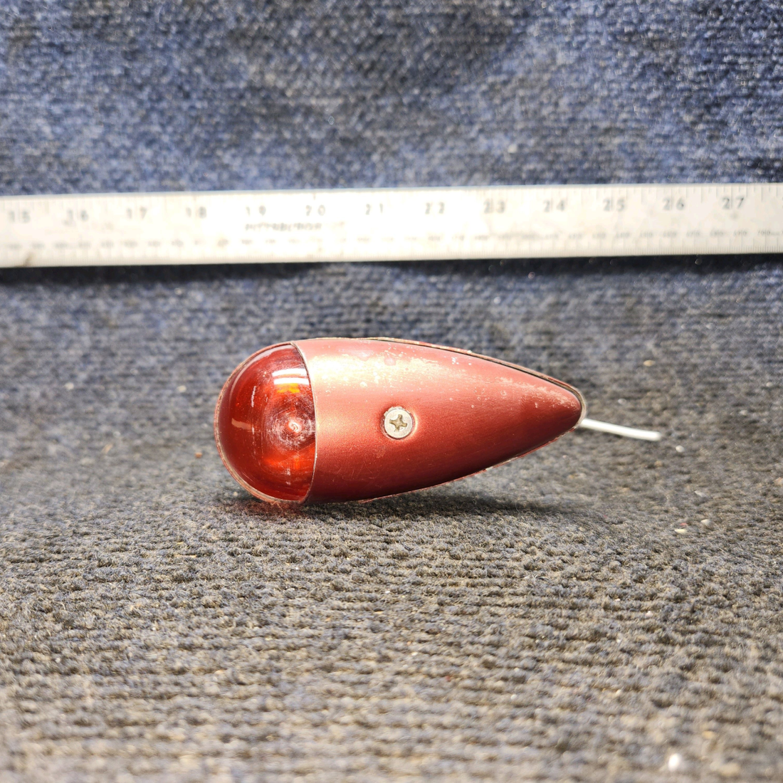 Used aircraft parts for sale, 472-665 Piper PA-28-140 Navigation Light Assembly W/ Red Lens
