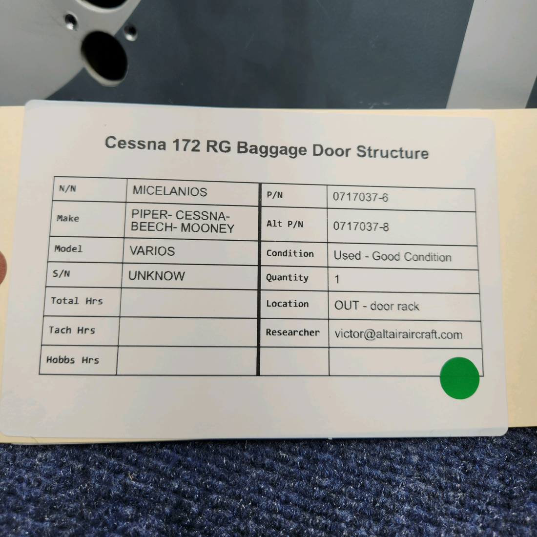 Used aircraft parts for sale, 0717037-6 Cessna PIPER- CESSNA-BEECH- MOONEY VARIOS CESSNA 172 RG BAGGAGE DOOR STRUCTURE