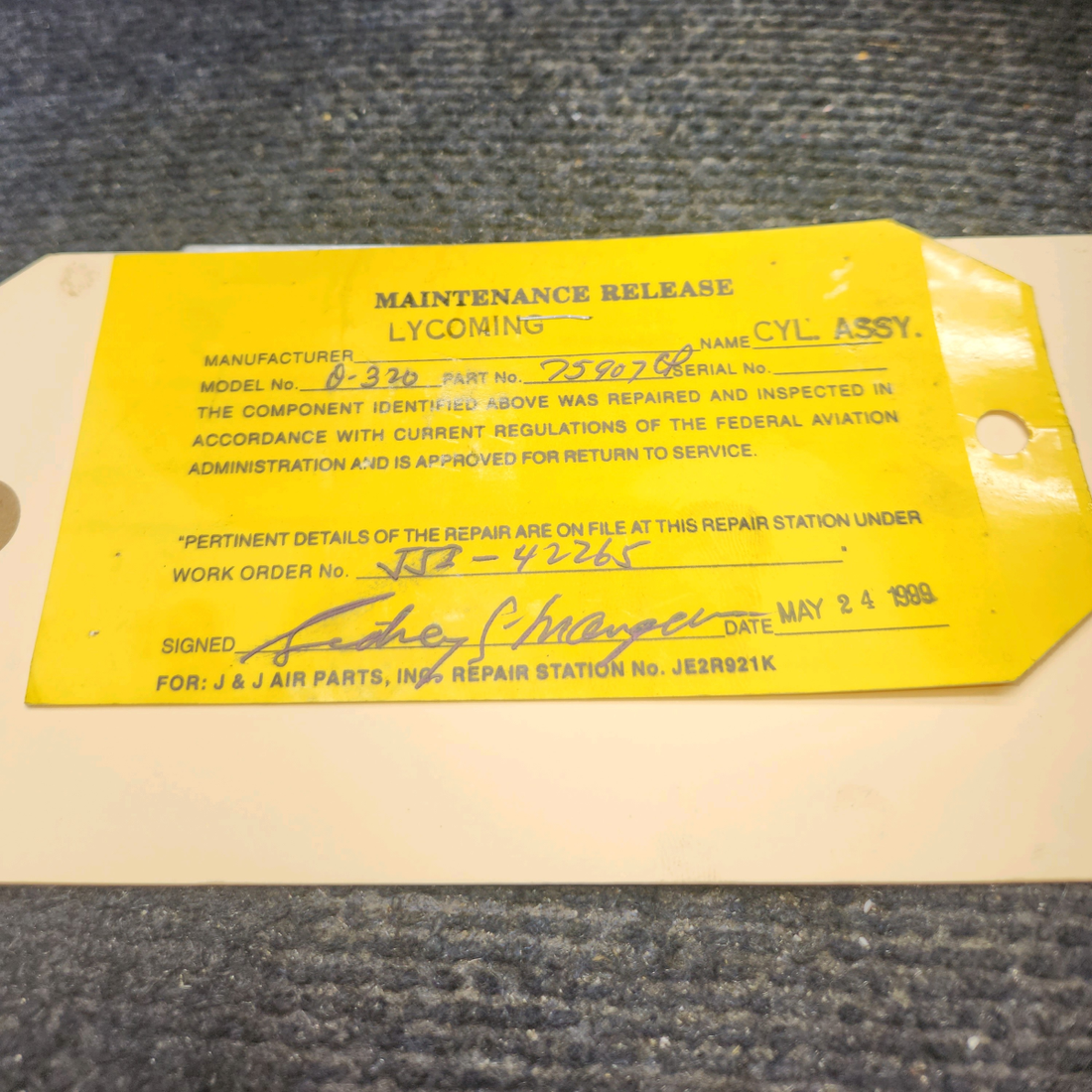 Used aircraft parts for sale, LW-12416 Lycoming O-320-D2A Piper PA28-140 Cylinder Wide Deck Chrome with High-Compression Piston