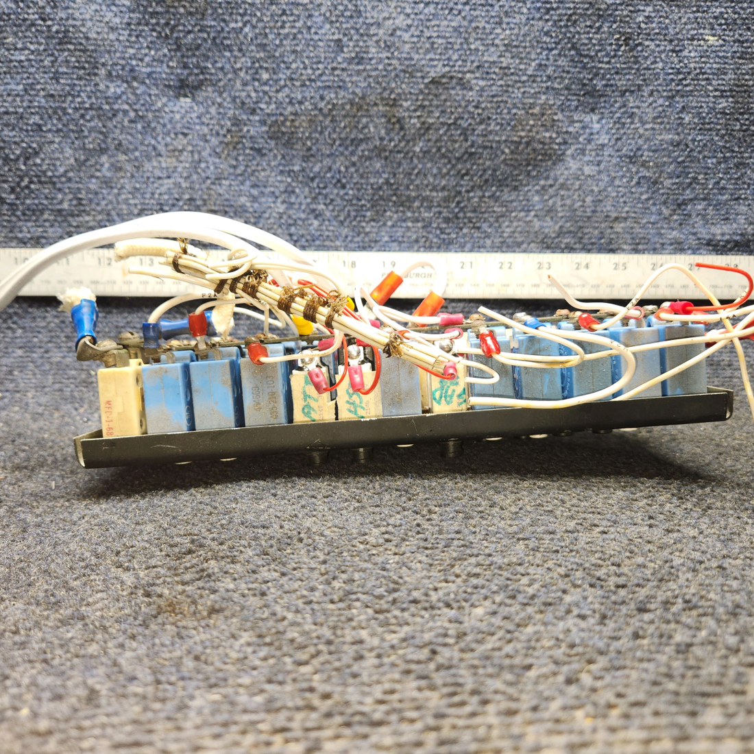 Used aircraft parts for sale, 99696-000 Piper PA28-140 Circuit Breaker Panel with Breakers