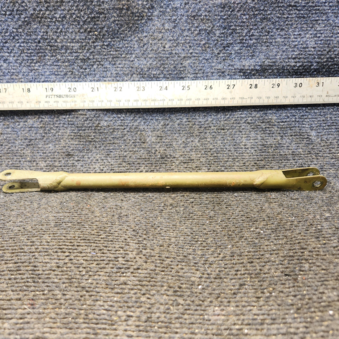 Used aircraft parts for sale, 0510161-12 cessna 172N Bellcrank to Control Tee Tube