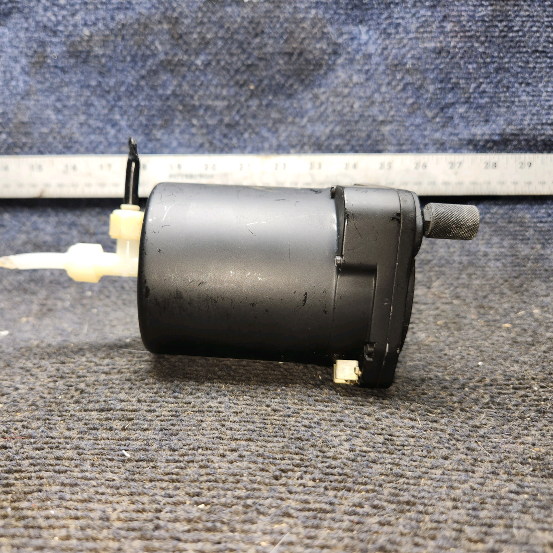 Used aircraft parts for sale, 5934P-1 United Instruments cessna 172N Altimeter Indicator (Code: A.56)