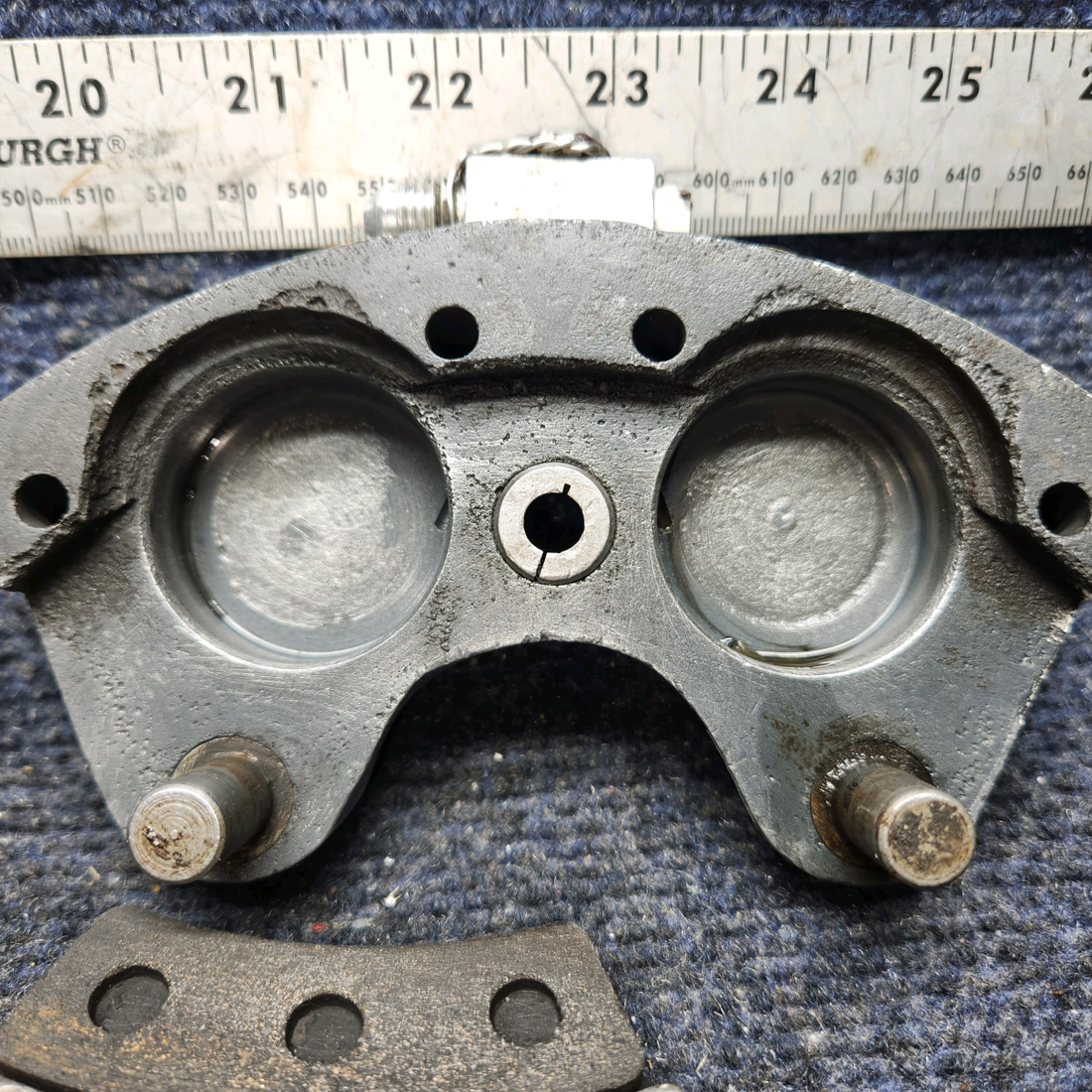Used aircraft parts for sale, 3000-250 Cleveland 451-716 PIPER PA-24-250 Cleveland Brake Assembly