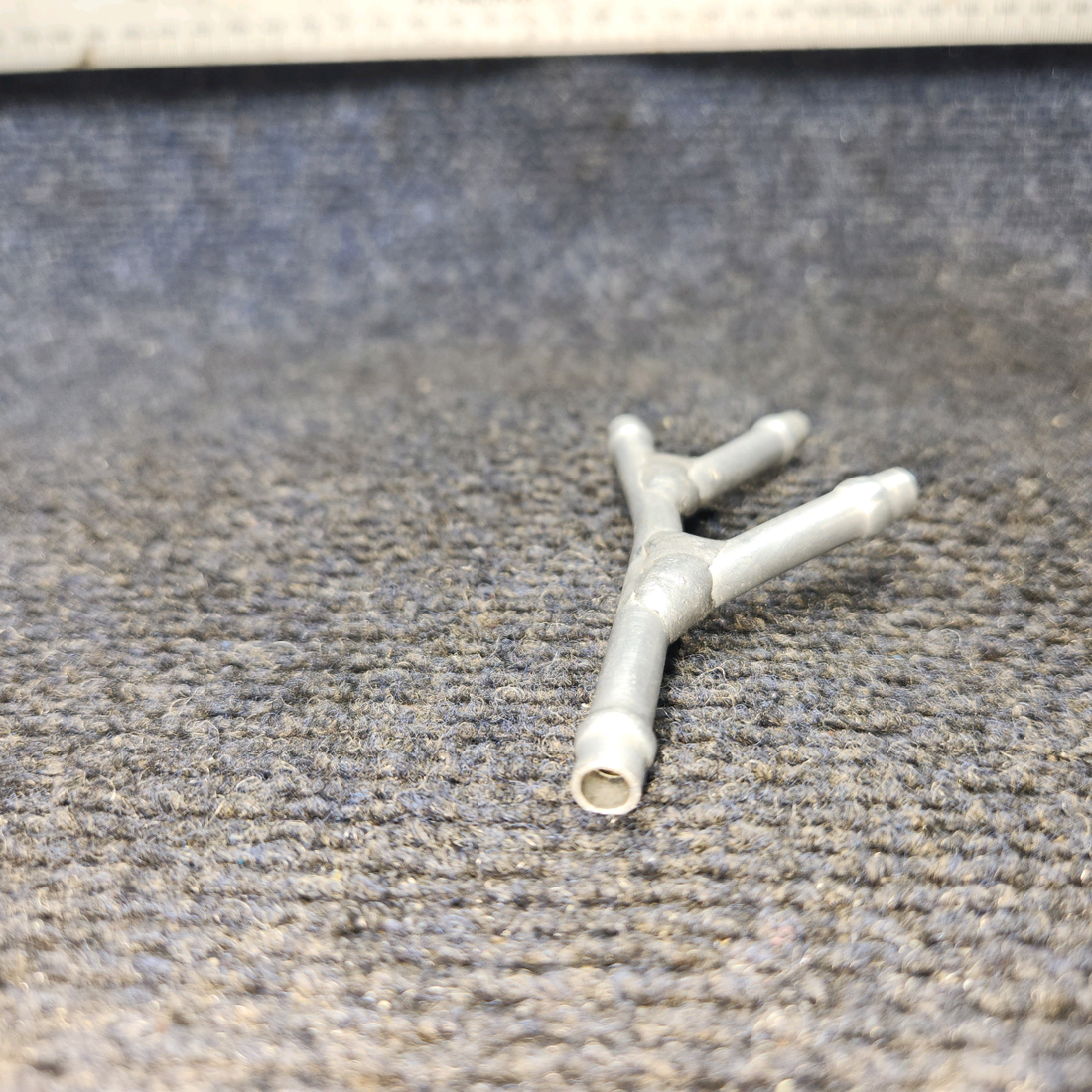 Used aircraft parts for sale, 96-910001-93 BEECHCRAFT 95-55B Fitting Assy Drain - Price per Each