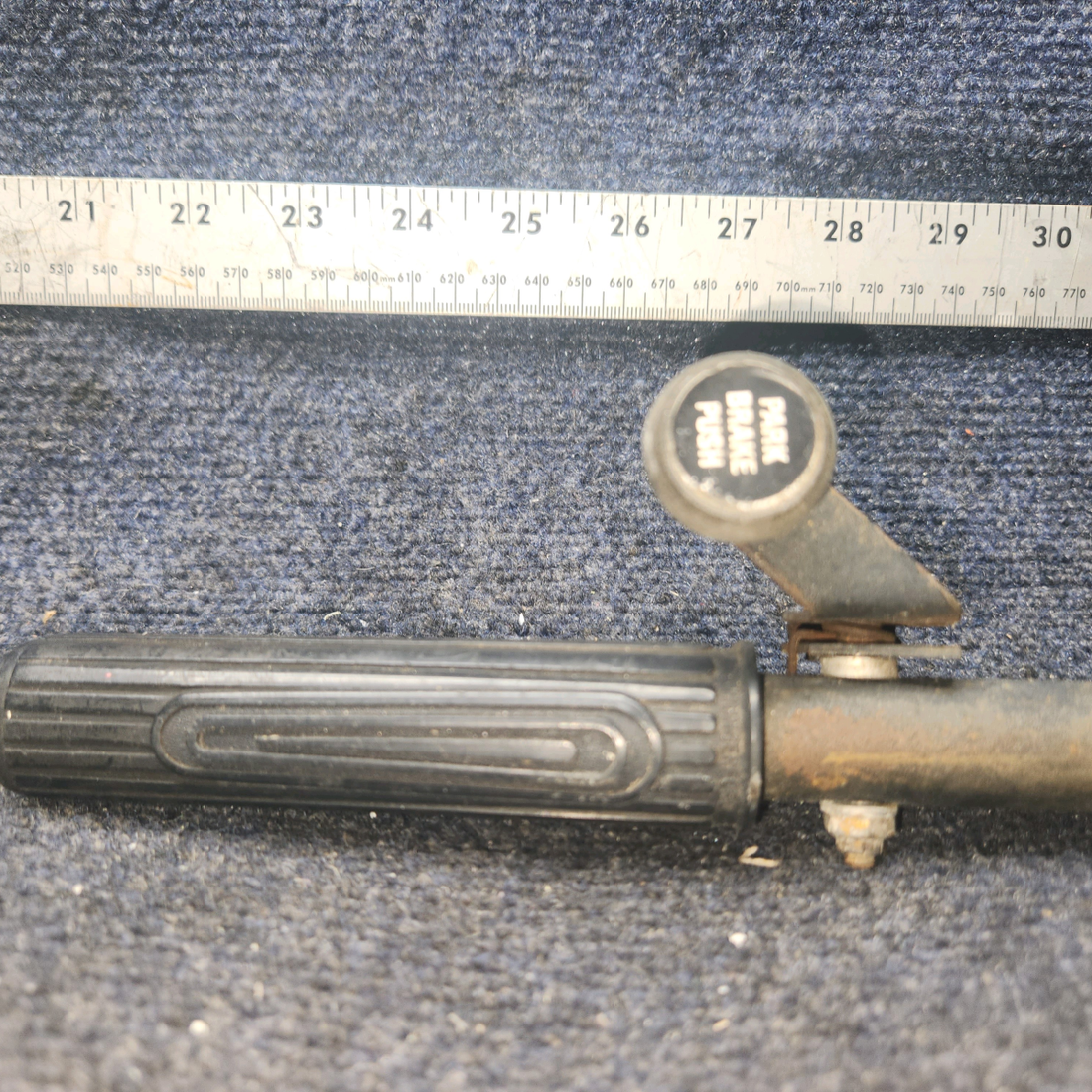 Used aircraft parts for sale, 63353-000 PIPER PA28-140 Actuator Assy Brake Cylinder/ Handele