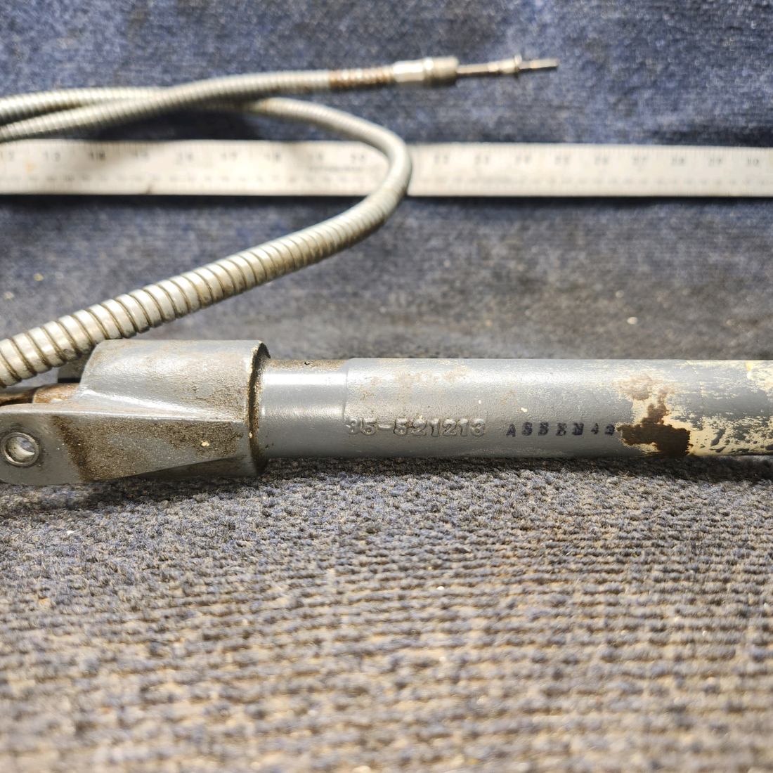 Used aircraft parts for sale, 45-521212-604 Beechcraft 35-33 Flap Actuator with Flex Shaft