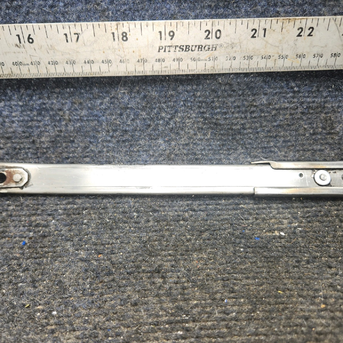 Used aircraft parts for sale, 65727-000 piper PA-28-181 Door Holder Assembly