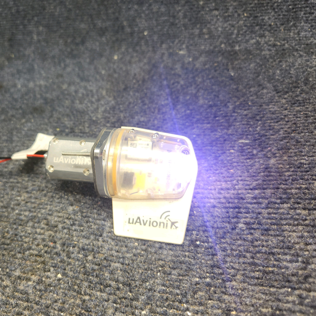 Used aircraft parts for sale, UAV-1002183-001 uAvioni TailBeacon Piper PA28-140 LED TAILBEACON WAAS, GPS, ADS-B LIGHT (14, 28V)