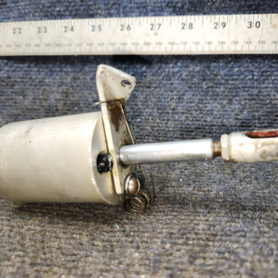 Used aircraft parts for sale, 0541138-13 Cessna 172 Brake Cylinder Assembly - LH