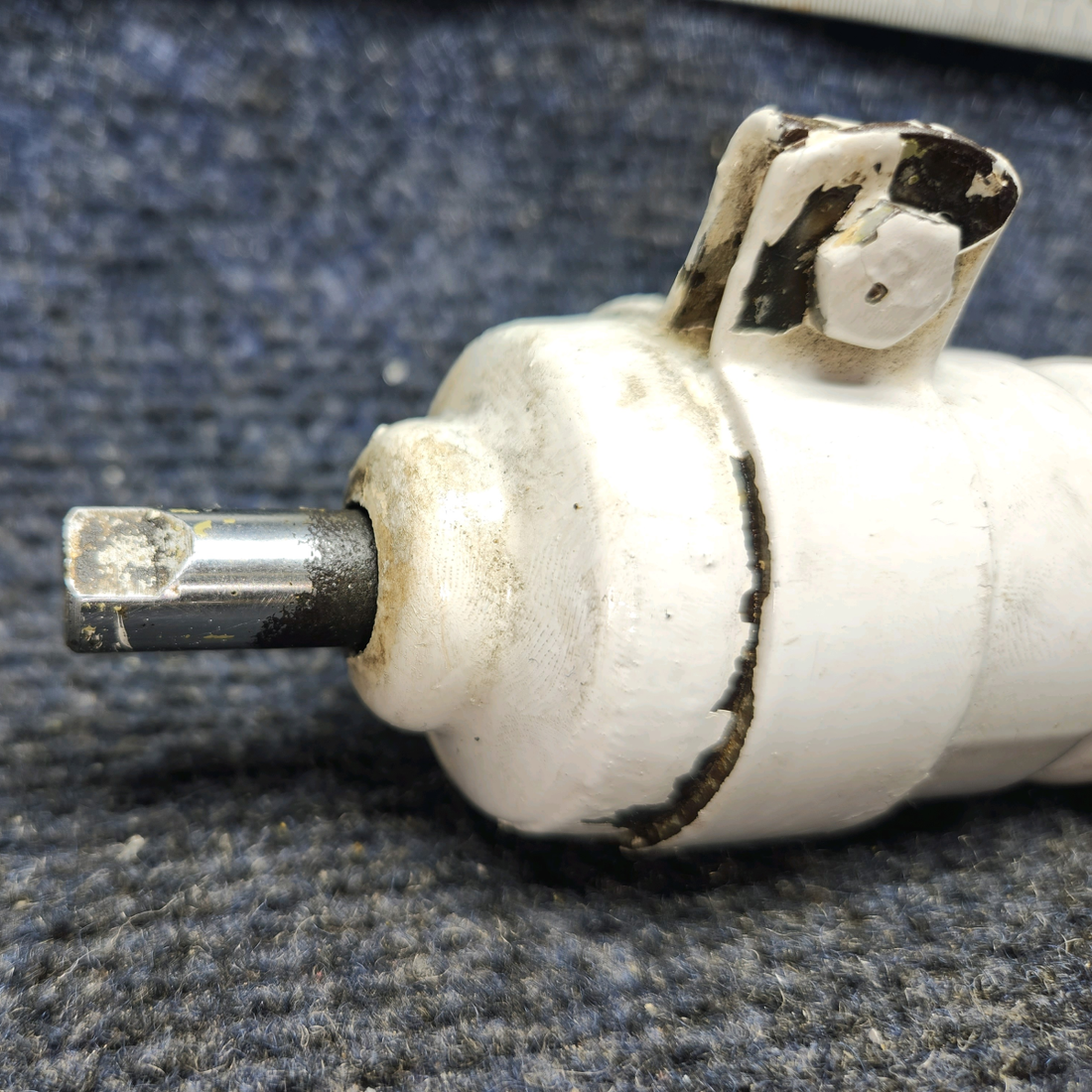 Used aircraft parts for sale, 486602 Maeco PIPER PA-24-250 Shimmy Dampener Assembly "LESS EYEBOLT" SEE PHOTOS