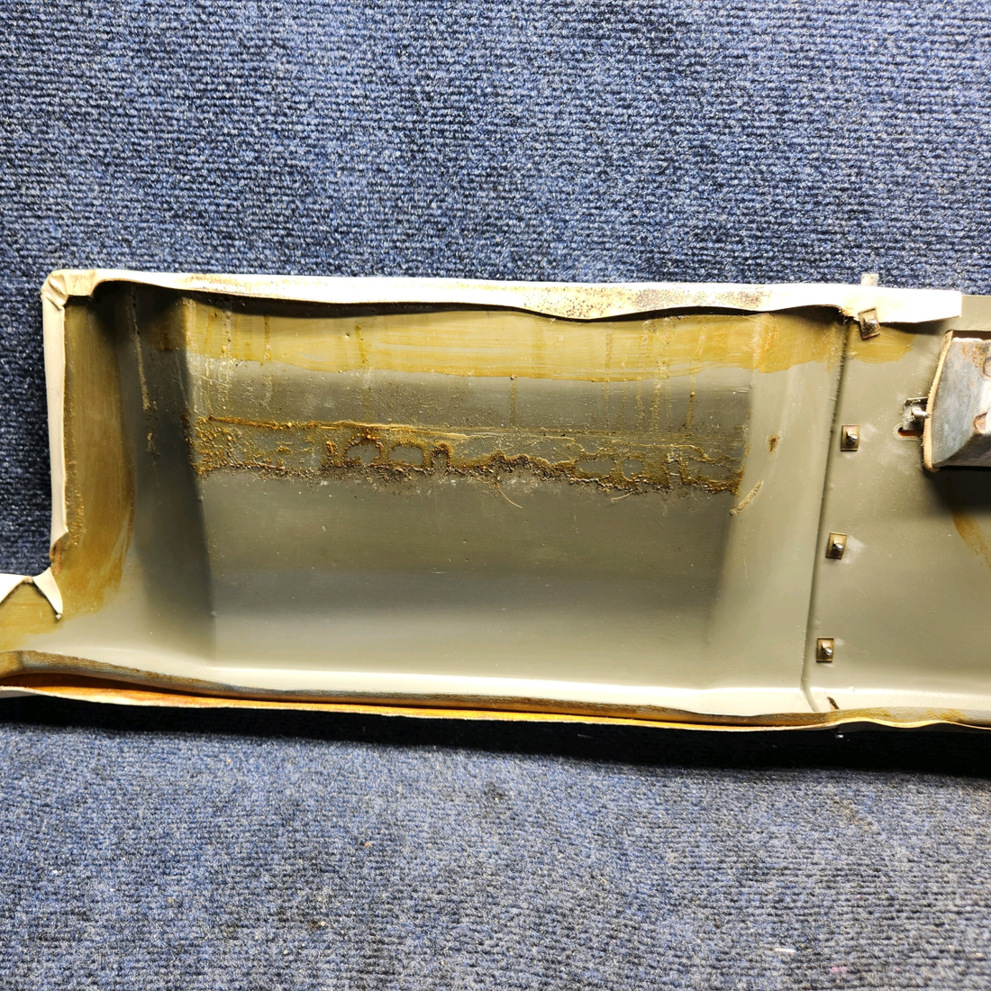 Used aircraft parts for sale, 58-530162-3 Beechcraft F33A SIDEPANEL PILOT