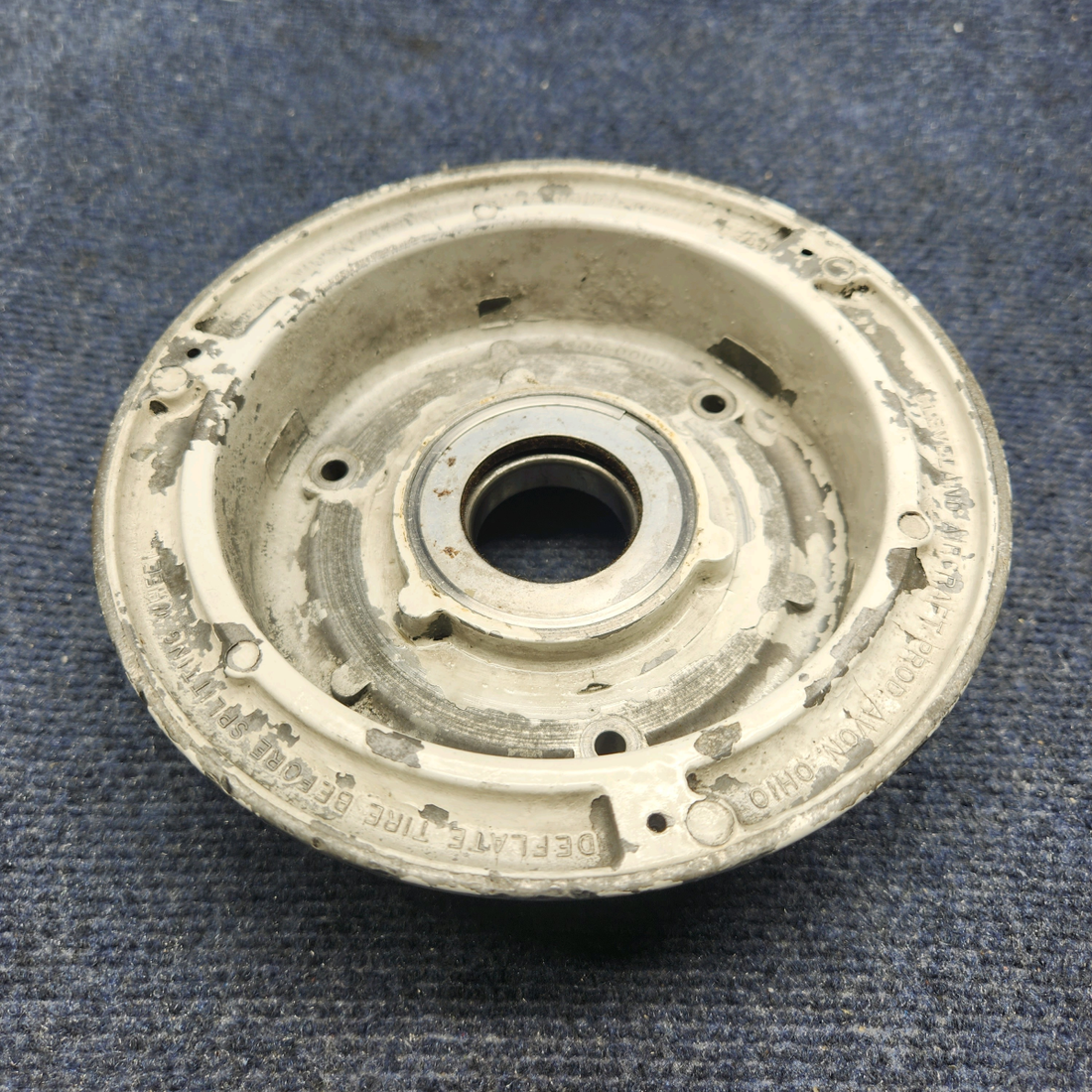 Used aircraft parts for sale, 161-04700 Cleveland Beechcraft C23 SUNDOWNER INNER MAIN GEAR WHEEL HALF (6.00-6)