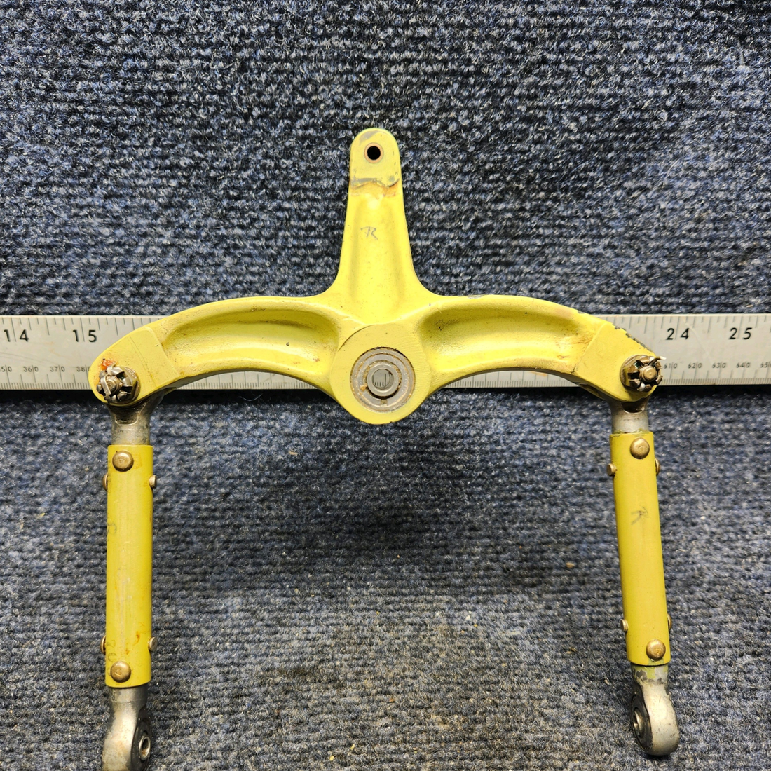 Used aircraft parts for sale, 002-410039-7 Beechcraft F33A RUDDER CONTROL BELLCRANK RH W RODS