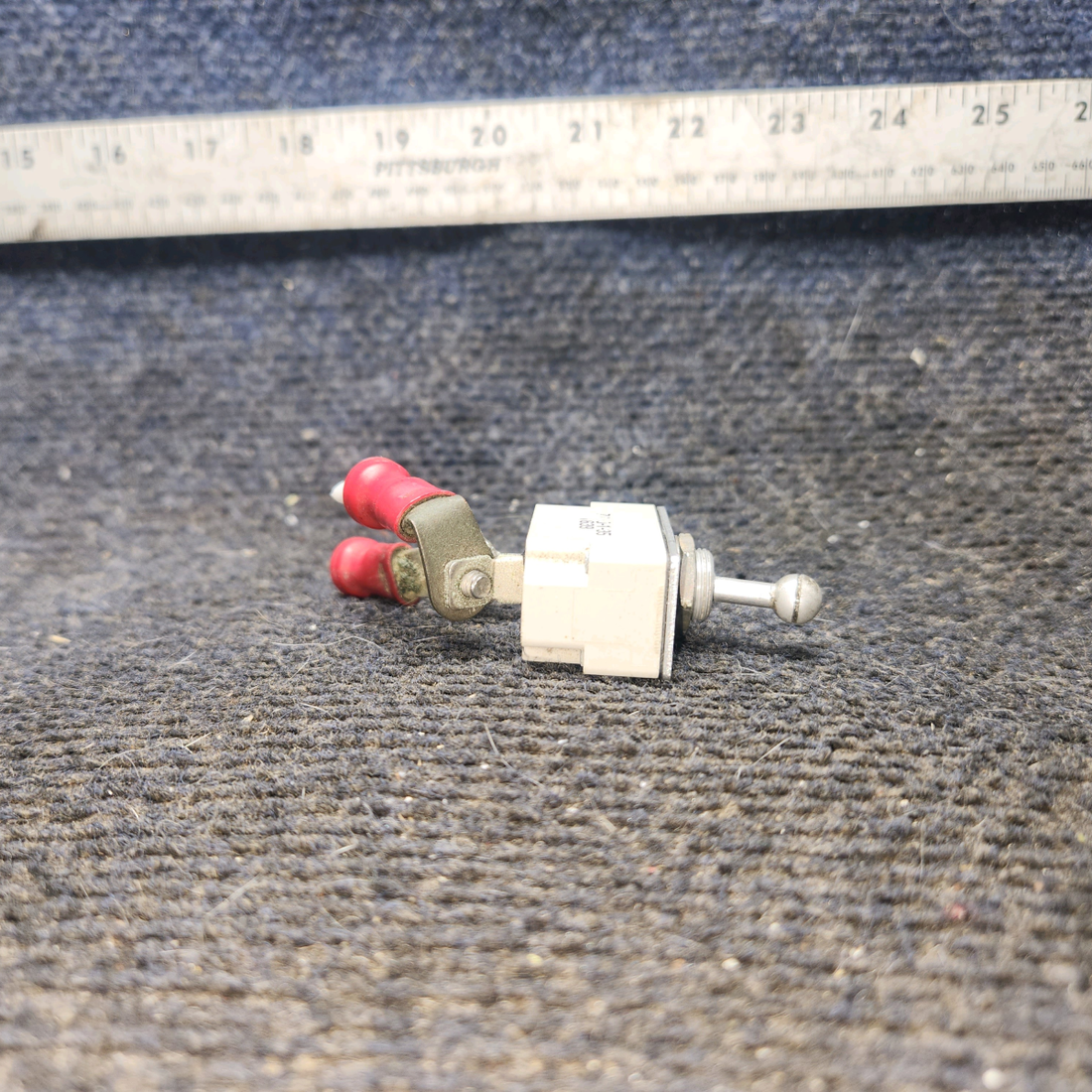 Used aircraft parts for sale, 7270-1-35 Klixon piper PA-28-181 Toggle Switch