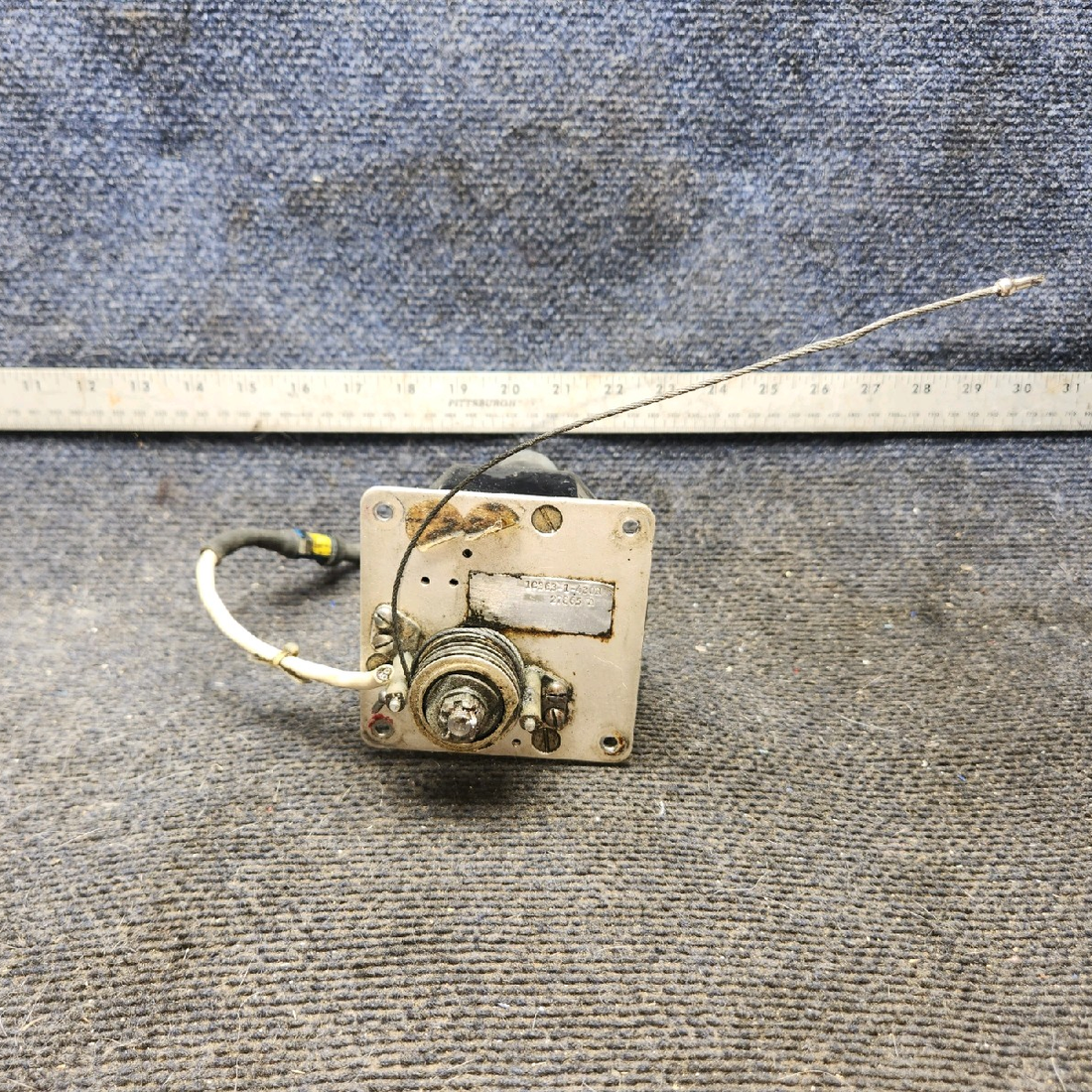 Used aircraft parts for sale, 1C363-1-430R Edo-Aire piper PA-28-181 Autopilot Roll Servo Assembly - 14V