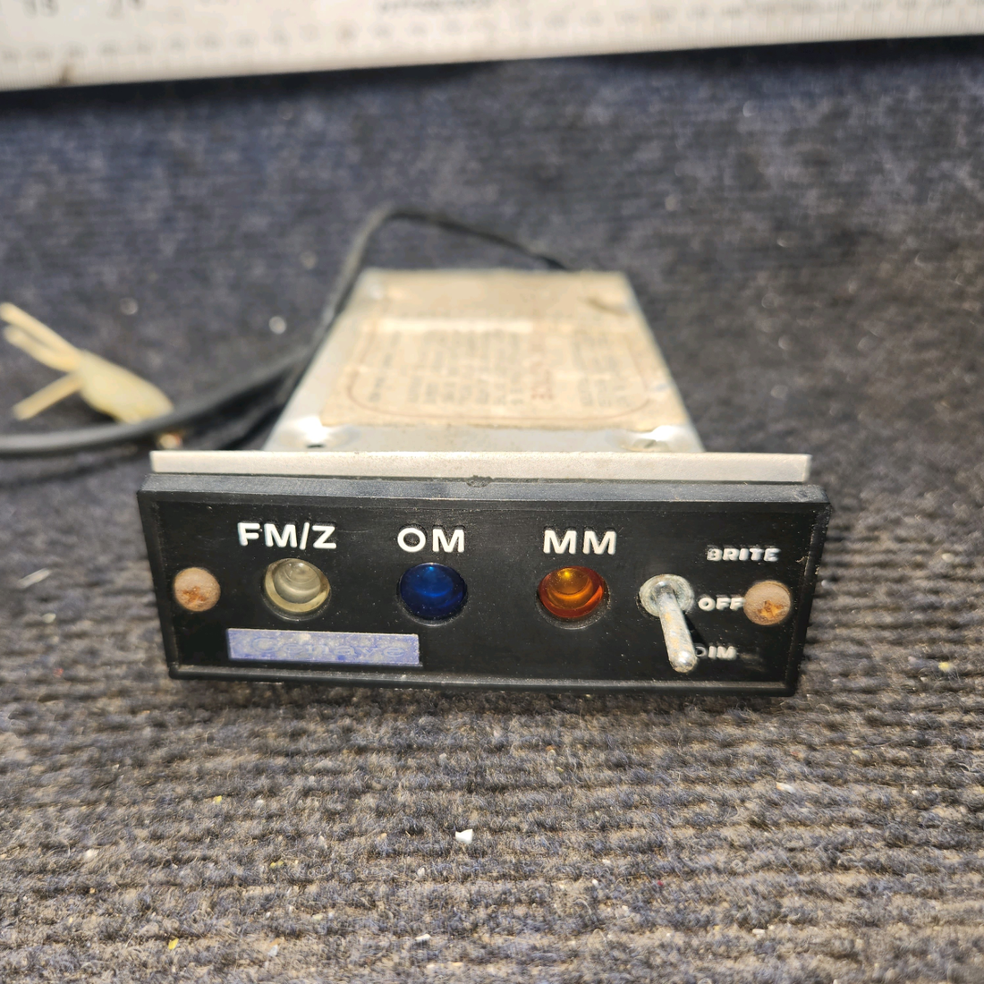 Used aircraft parts for sale, DELTA/303 Genave Piper PA-28-140 Marker Beacon Receiver