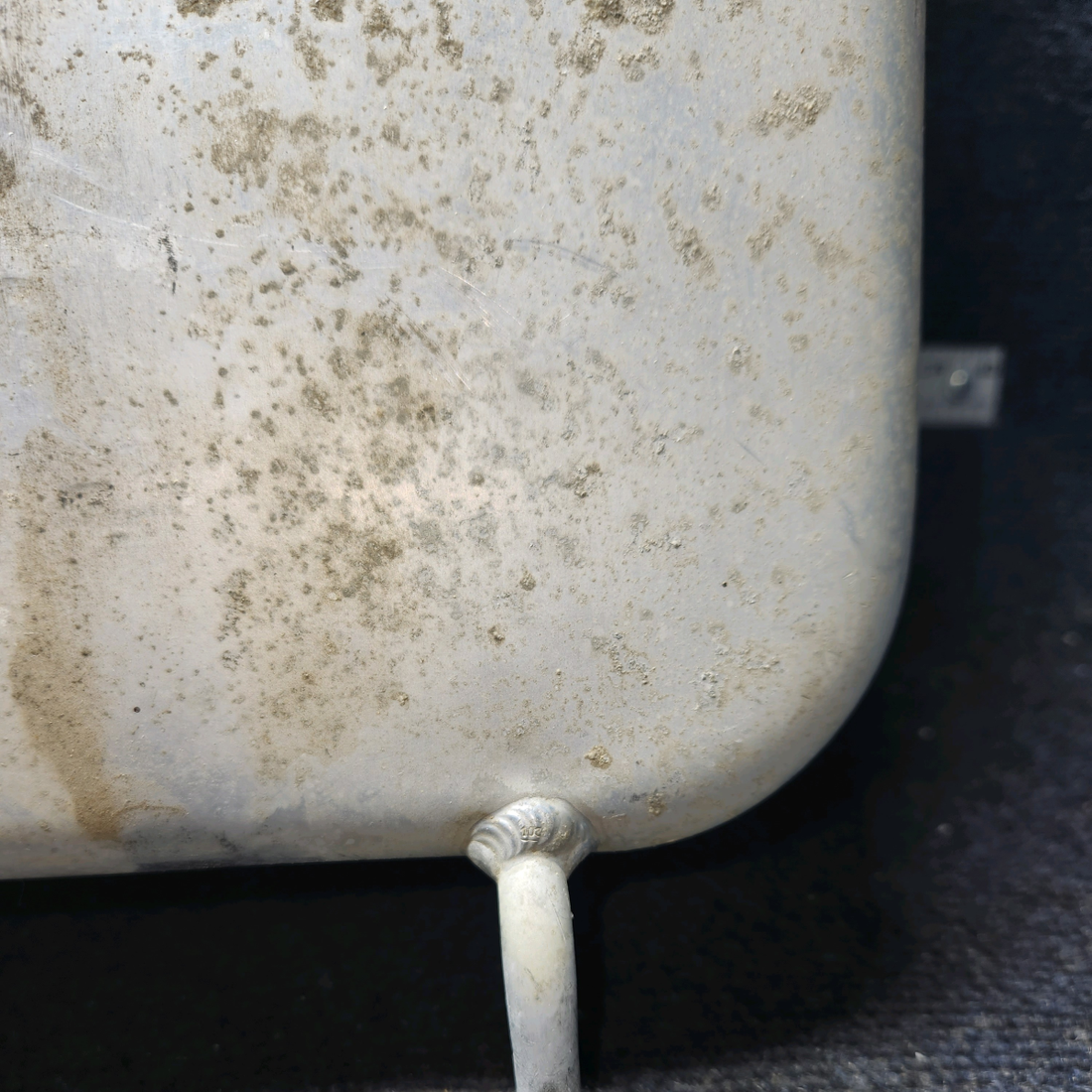 Used aircraft parts for sale, 0426508-9 cessna 150G Fuel Tank - LH