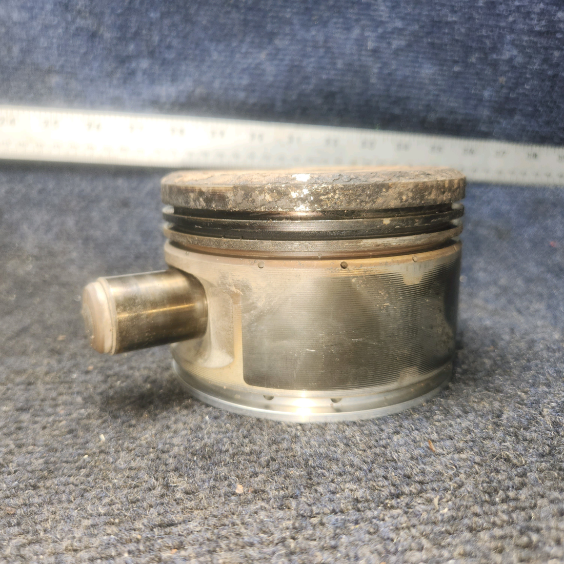 Used aircraft parts for sale, SA10200-A1 Superior O-300 Cessna 172 Cylinder with Valves and Springs