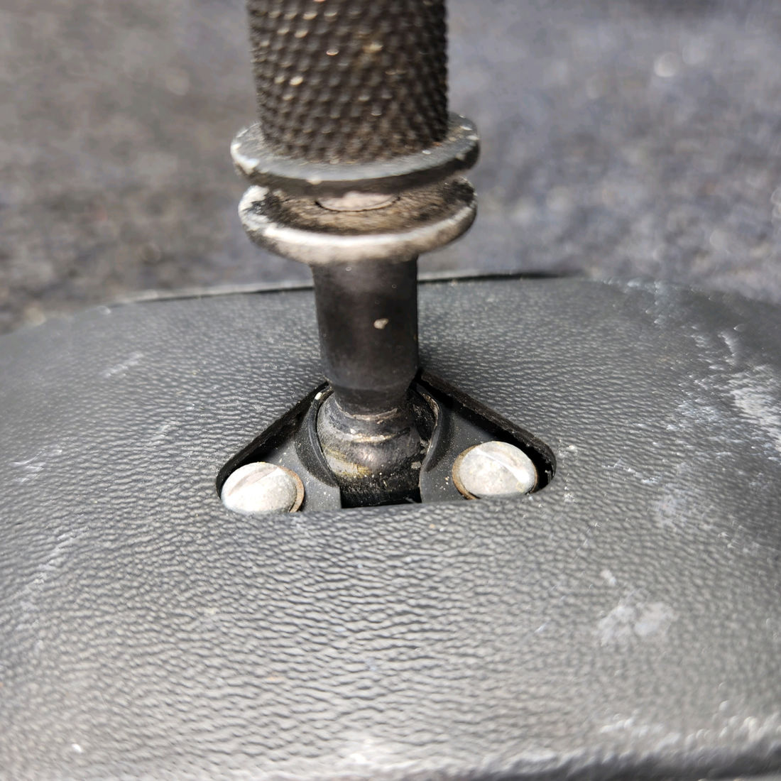 Used aircraft parts for sale, 0500312-2 Cessna 172F Rear View Mirror