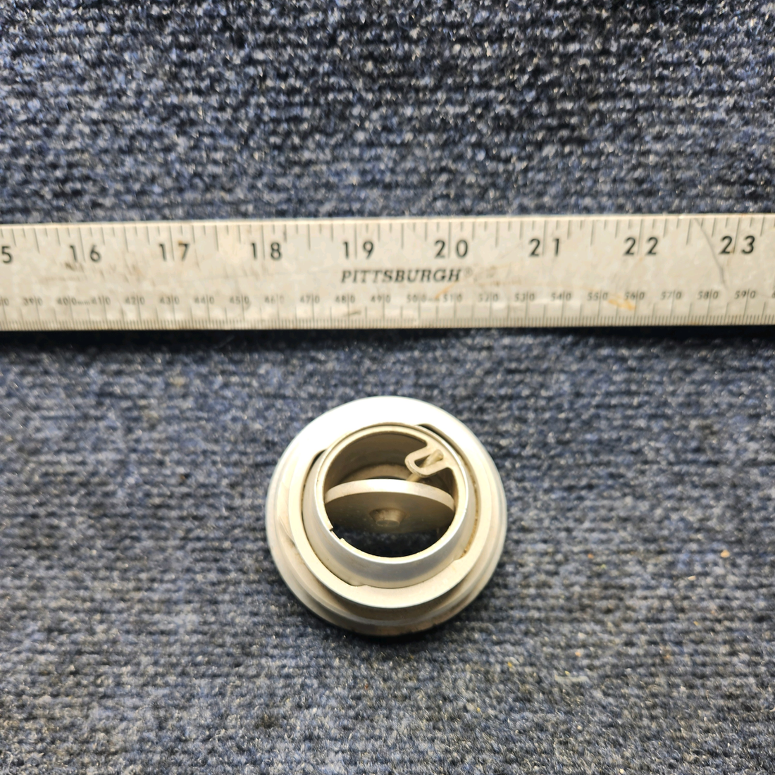 Used aircraft parts for sale, 2515 - Wemac Beechcraft F33A WEMAC VALVE ASSY AIR OUTLET