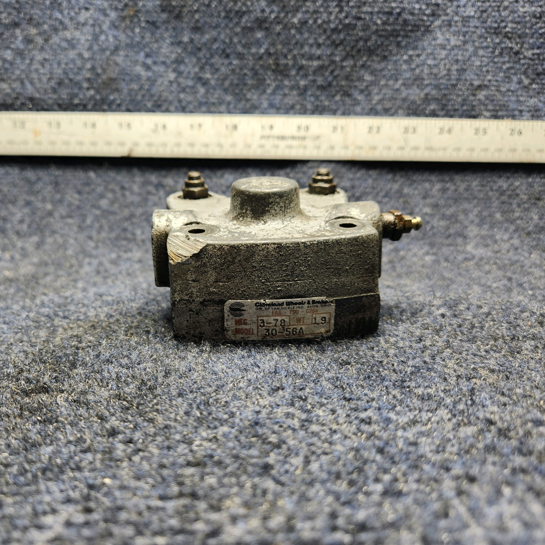 Used aircraft parts for sale, 30-56A Cleveland MOONEY M20J BRAKE CALIPER ASSEMBLY LH / RH