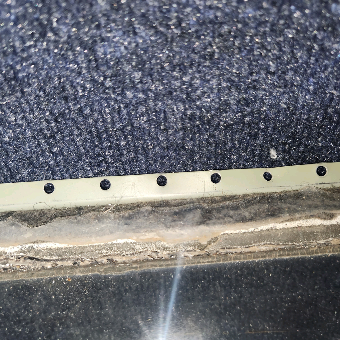 Used aircraft parts for sale, 0713334-2 Cessna 182G Windshield (0.26" Thick)