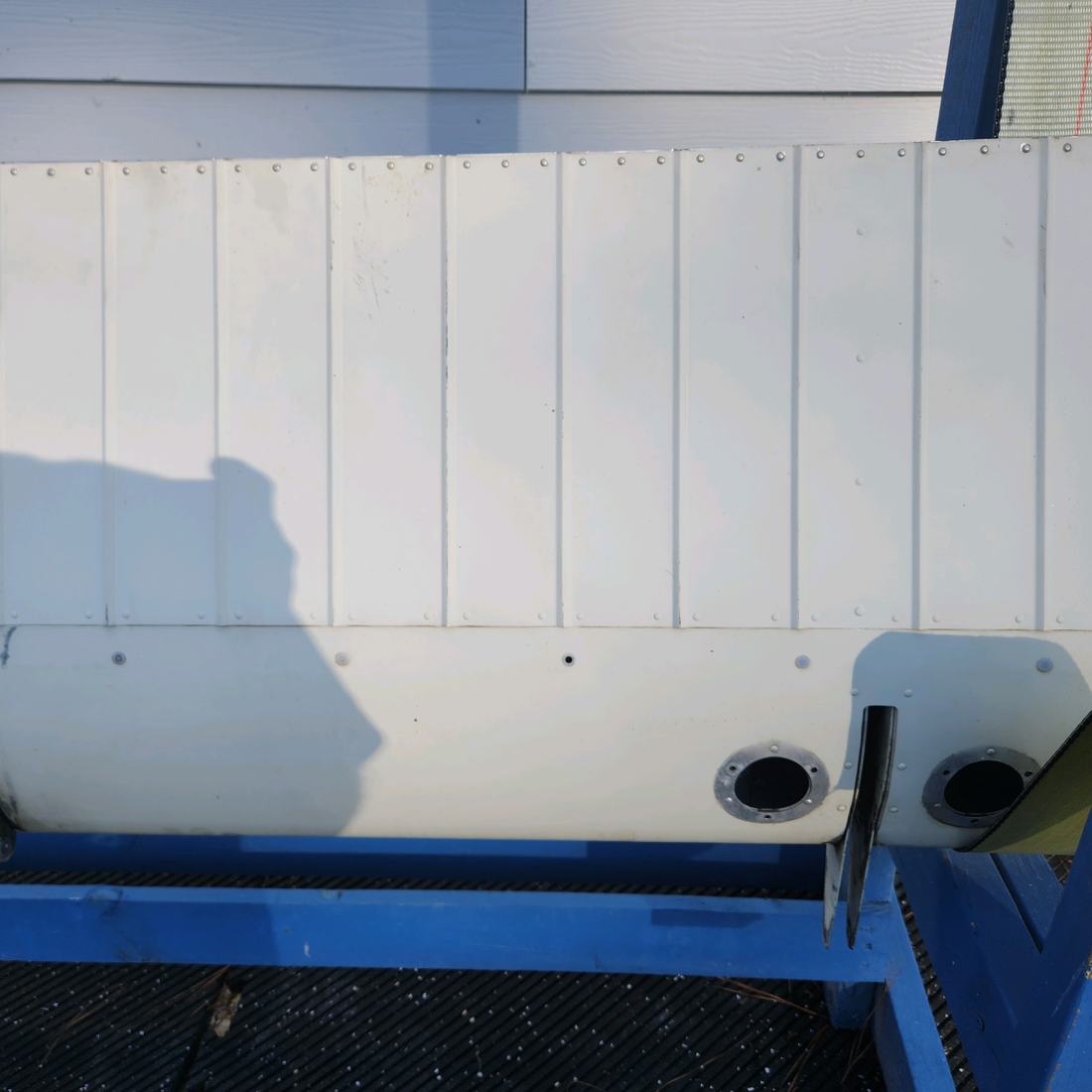 Used aircraft parts for sale, 0523901-38 CESSNA 172K FLAP ASSEMBLY RH "SEE PHOTOS FOR DETAILS"