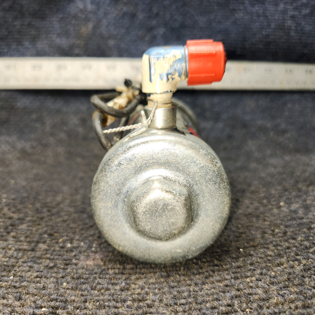 Used aircraft parts for sale, 477-060 Facet BEECHCRAFT F35 Fuel Pump Assy (Volts: 12)