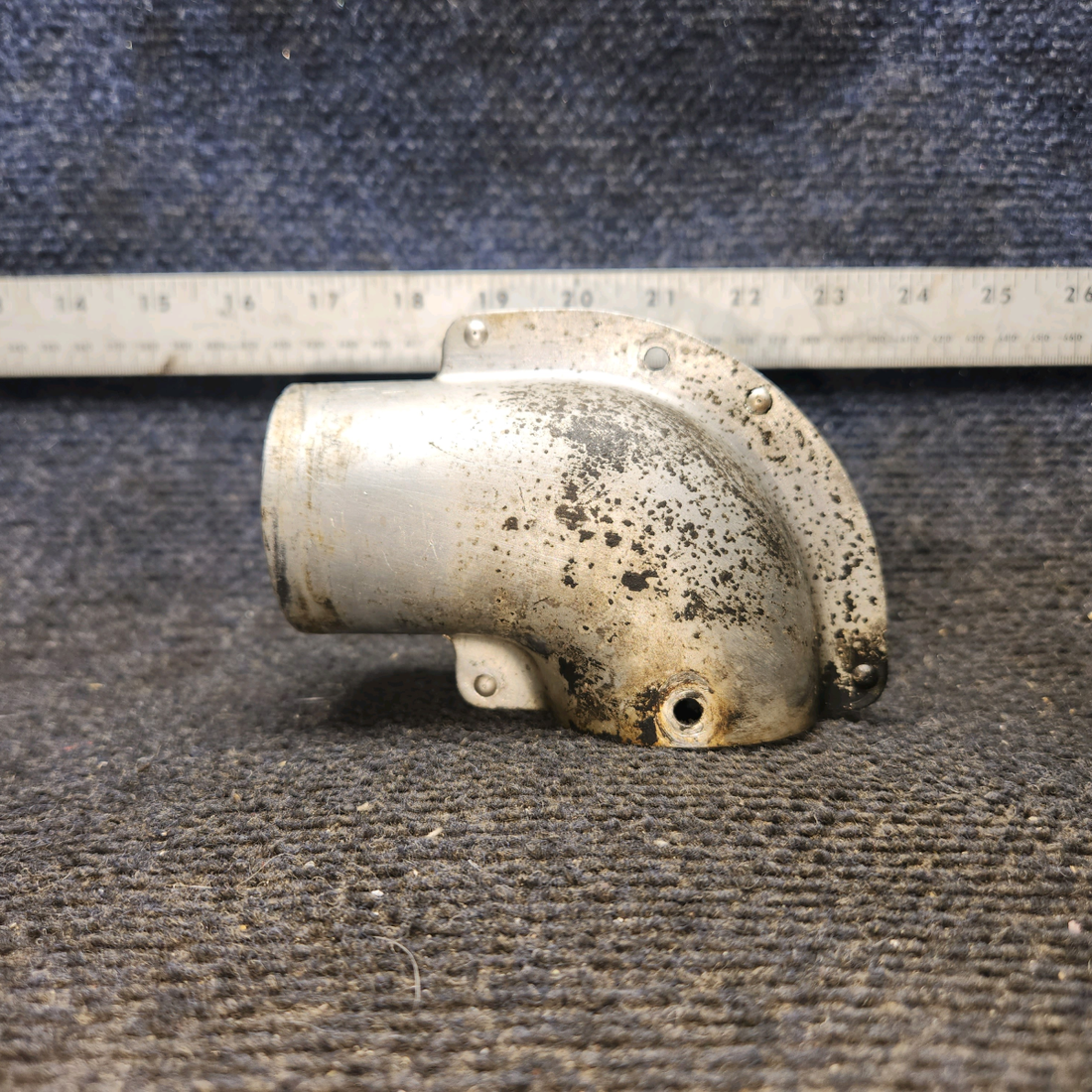 Used aircraft parts for sale, 0413233 cessna 150G Cabin Air Vent Elbow