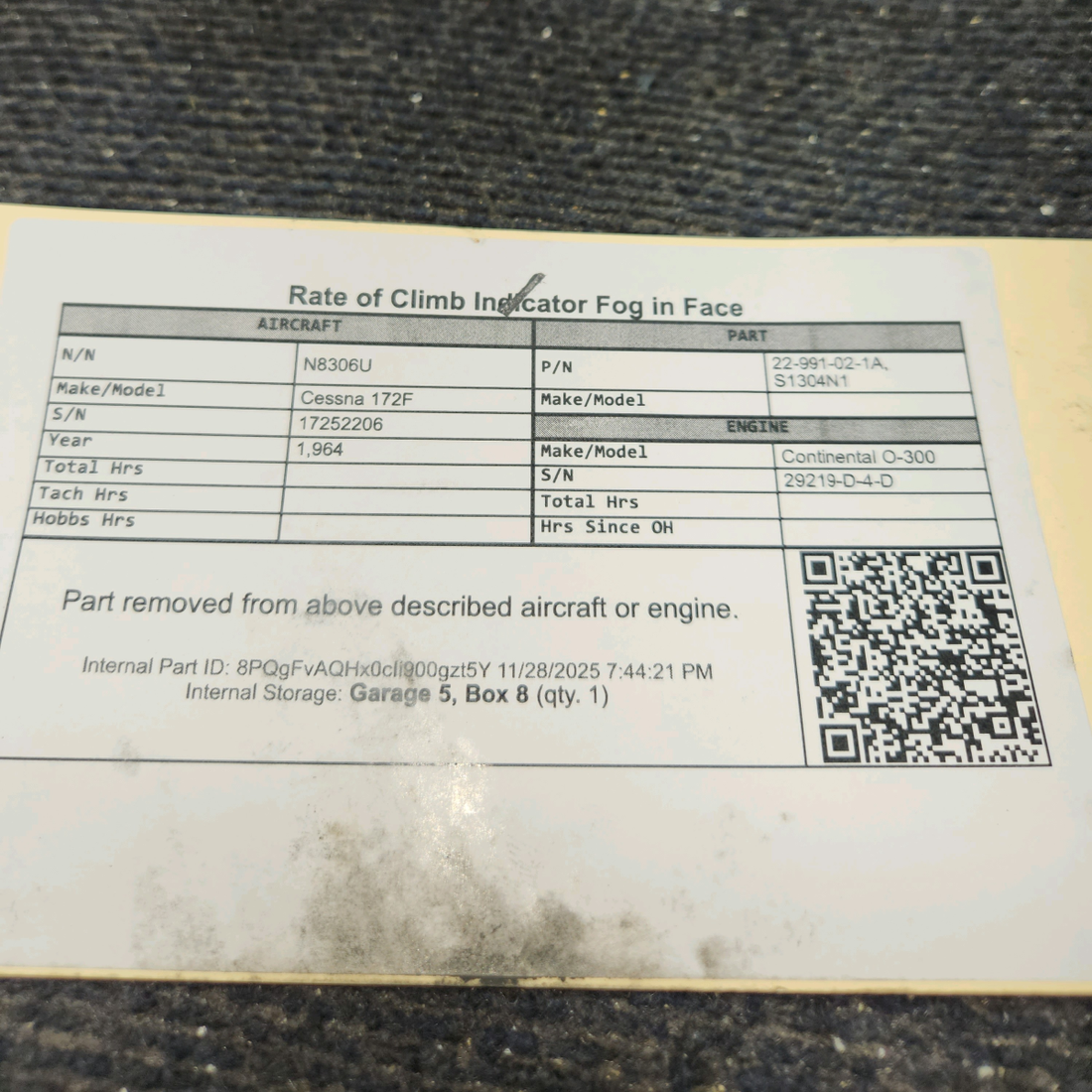 Used aircraft parts for sale, 22-991-02-1A Cessna 172F Rate of Climb Indicator