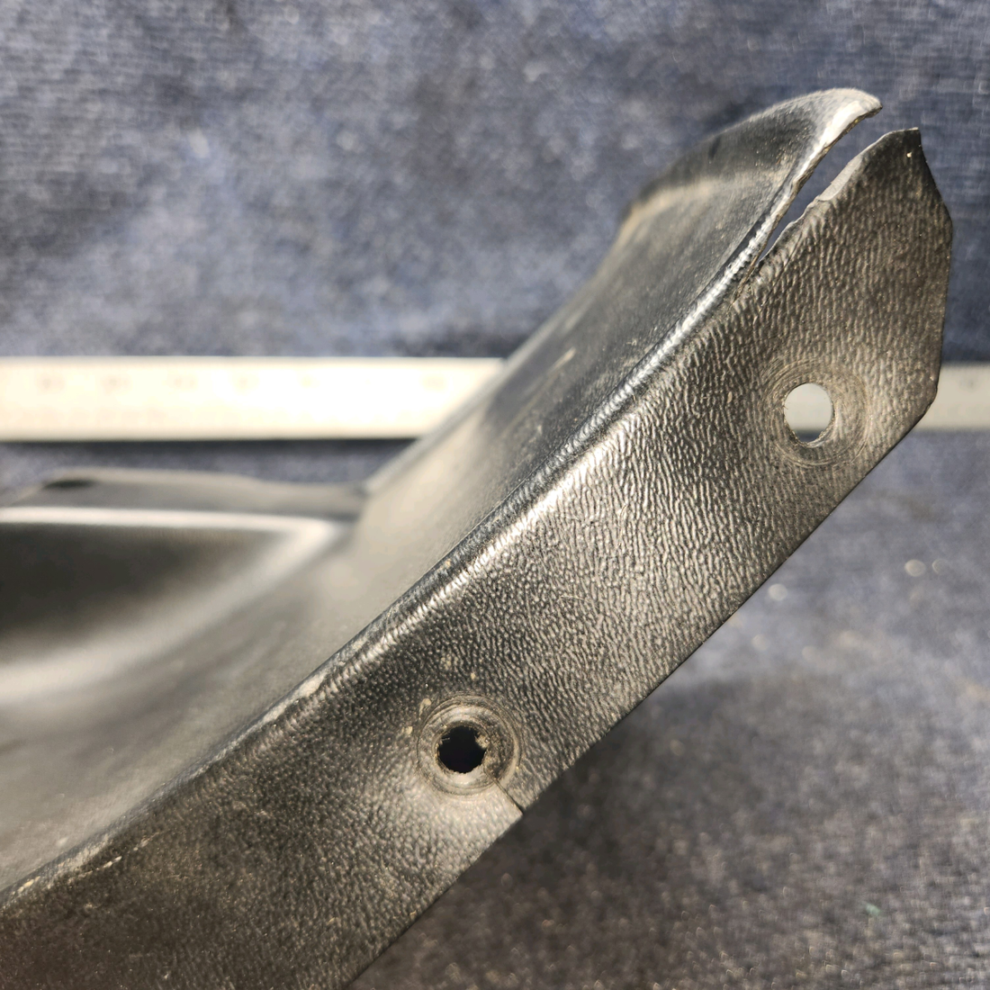 Used aircraft parts for sale, 67330-010 Piper PA28-140 Console Cover