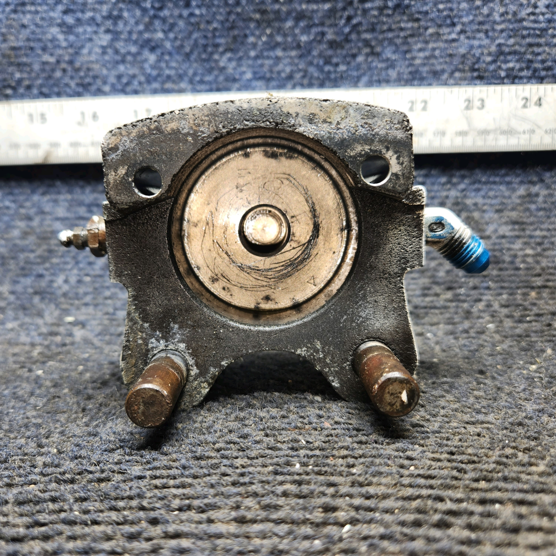 Used aircraft parts for sale, C163030-0108 Cessna 172E Brake Caliper Assembly