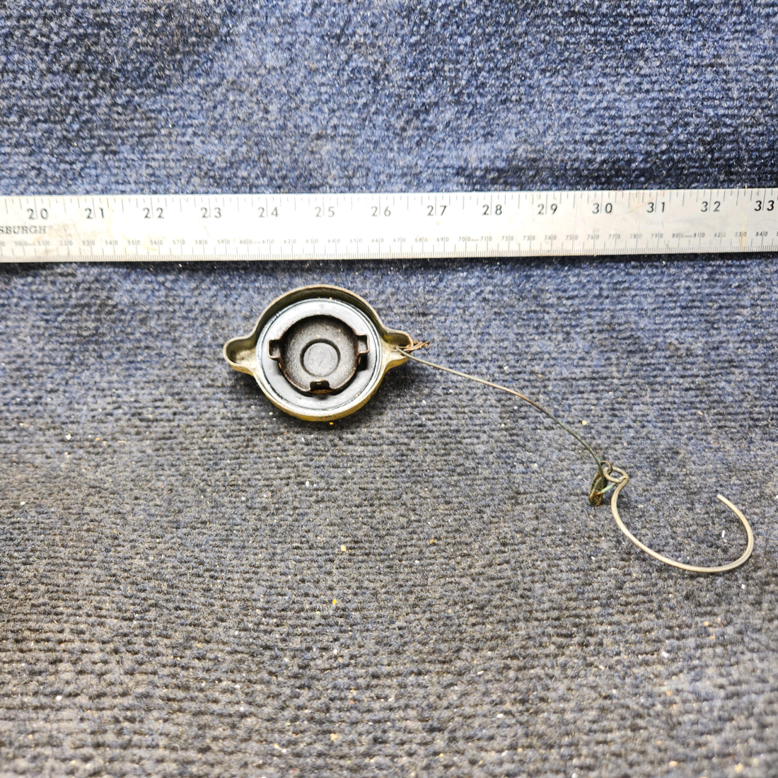 Used aircraft parts for sale, 626594 Continental O-300-D Cessna 172F Oil Filler Cap Body