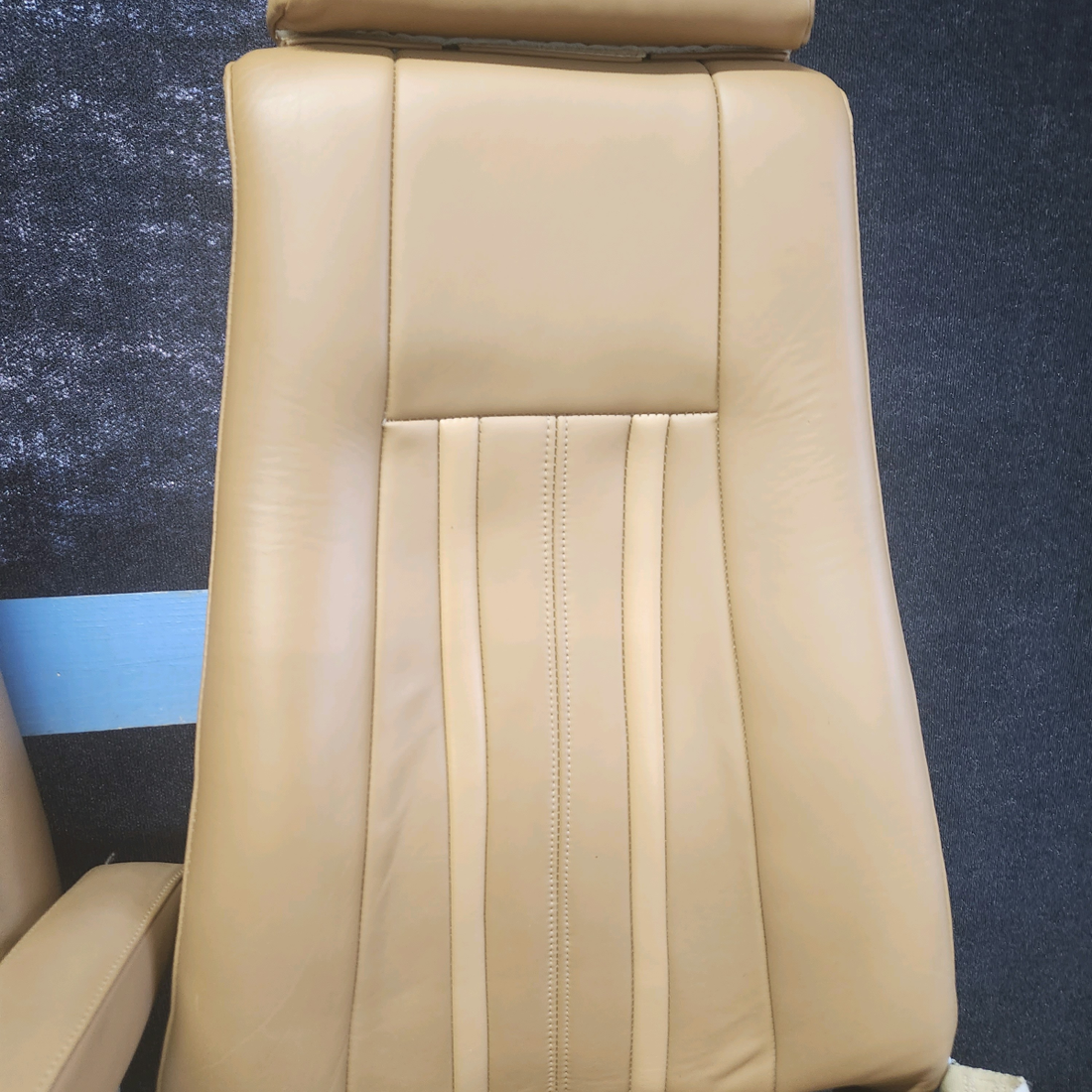 Used aircraft parts for sale, 33-530024 / 33-530041 Beechcraft F33A F33A LEATHER FOUR SEAT AND CARPET "SEE PHOTOS FOR DETAILS":