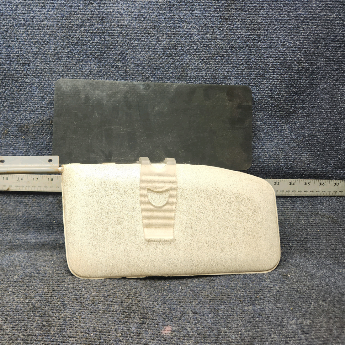 Used aircraft parts for sale, 0700122-13 Cessna C-150J Sun Visor Assembly L.H