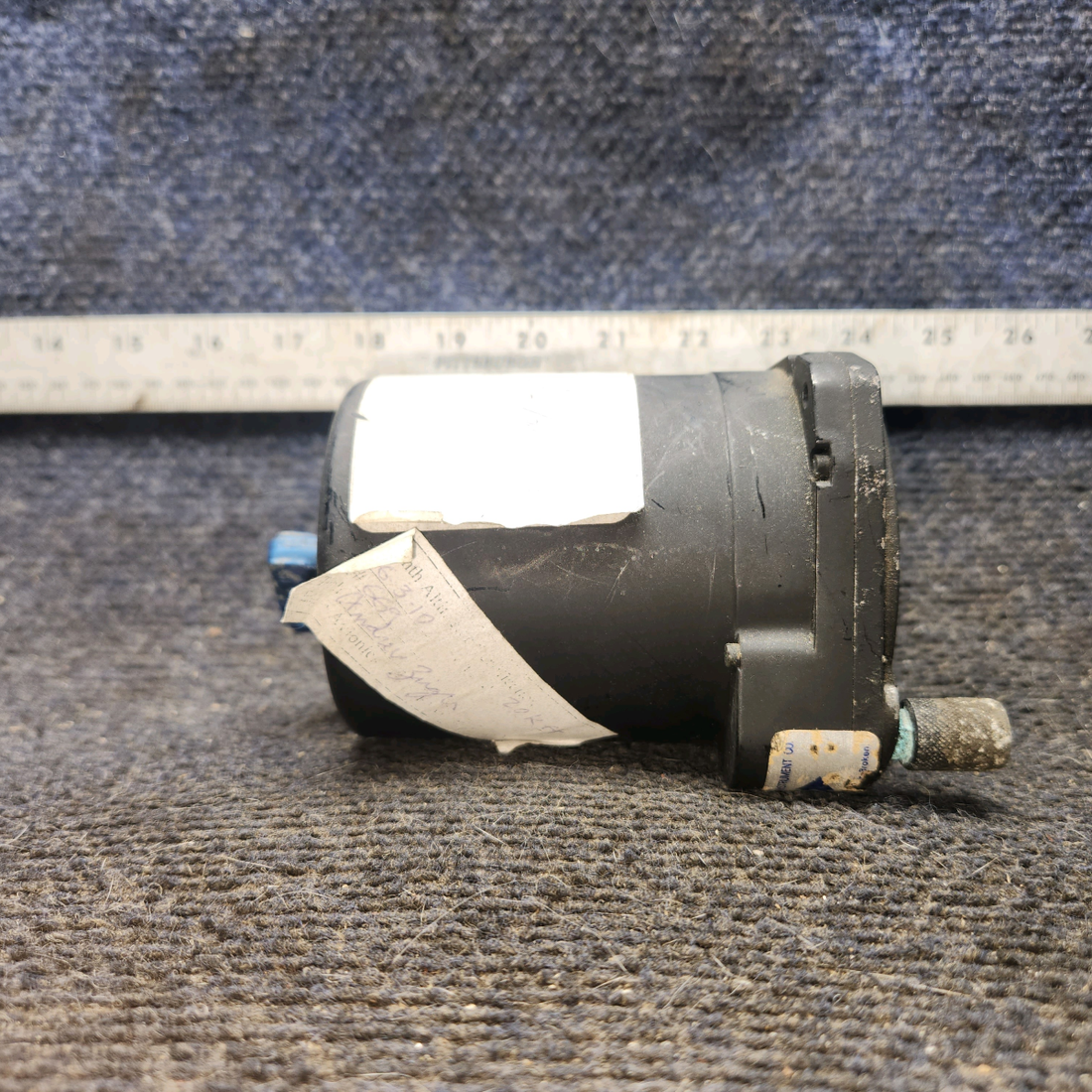 Used aircraft parts for sale, 5934P-1 United Instruments piper PA-28-181 Altimeter Indicator ( A.56)