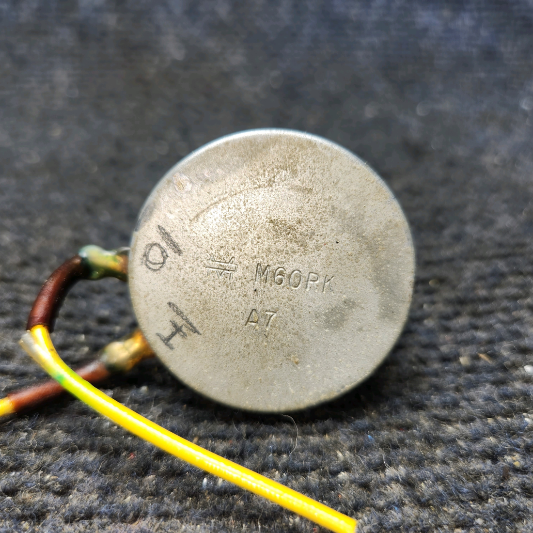 Used aircraft parts for sale, 0713247-200 Cessna 172F Light Dimmer Rheostat – 60 Ohm with Knob