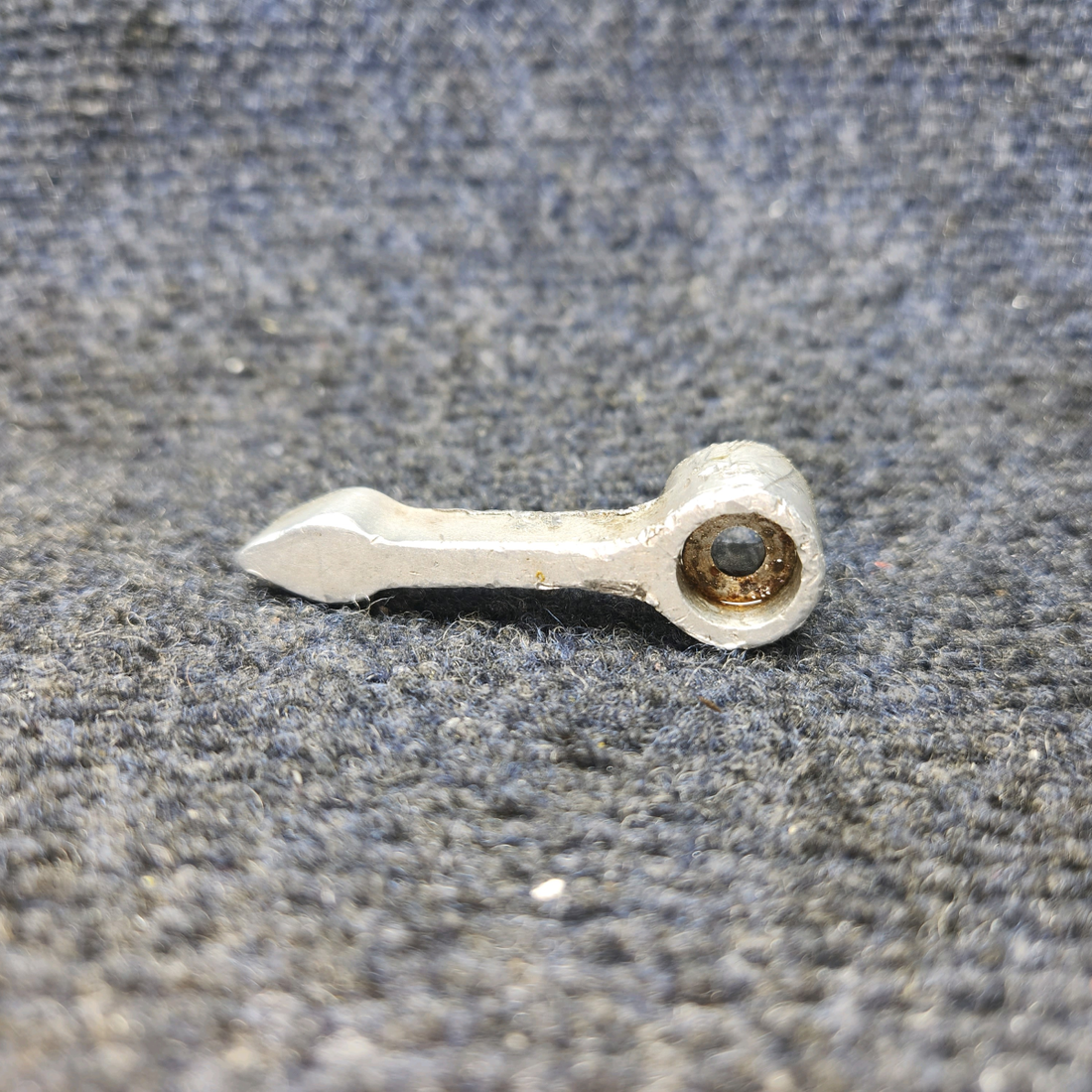 Used aircraft parts for sale, 22175-000 PIPER PA-24-250 Fuel Selector Valve Handle