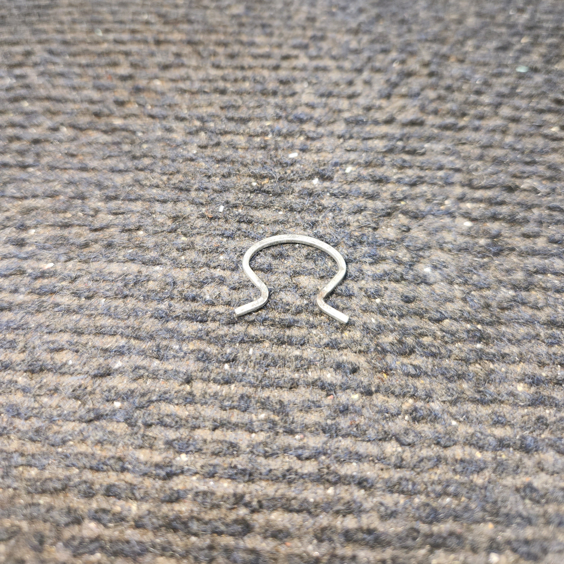 Used aircraft parts for sale, 0711027-1, 0511189-1 Cessna 172E Inside Cabin Door Handle LH or RH w/ Clip